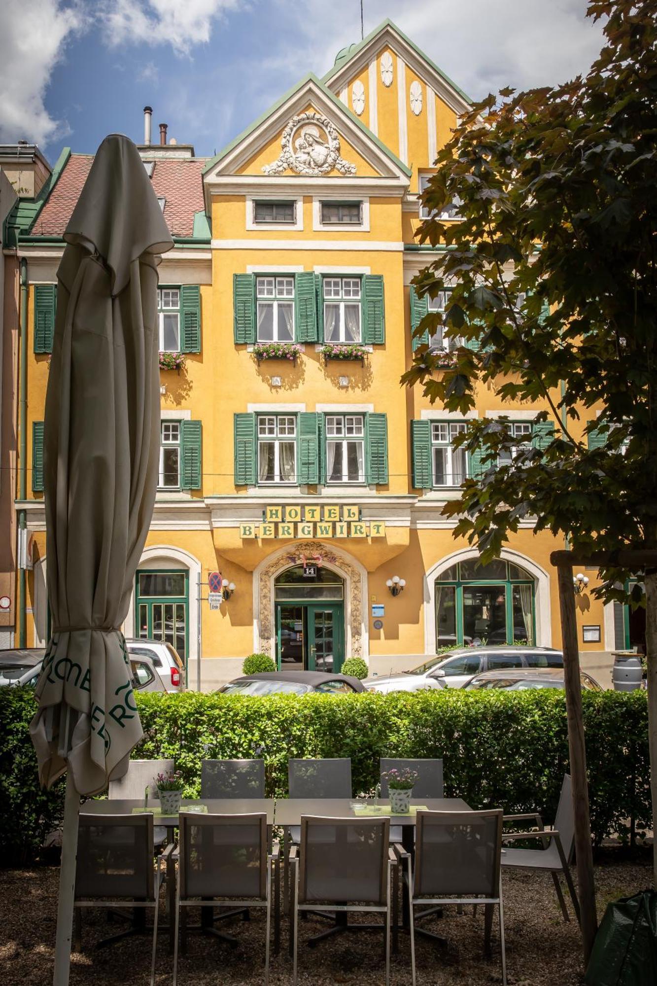 Hotel Bergwirt Schoenbrunn Wien Exteriör bild