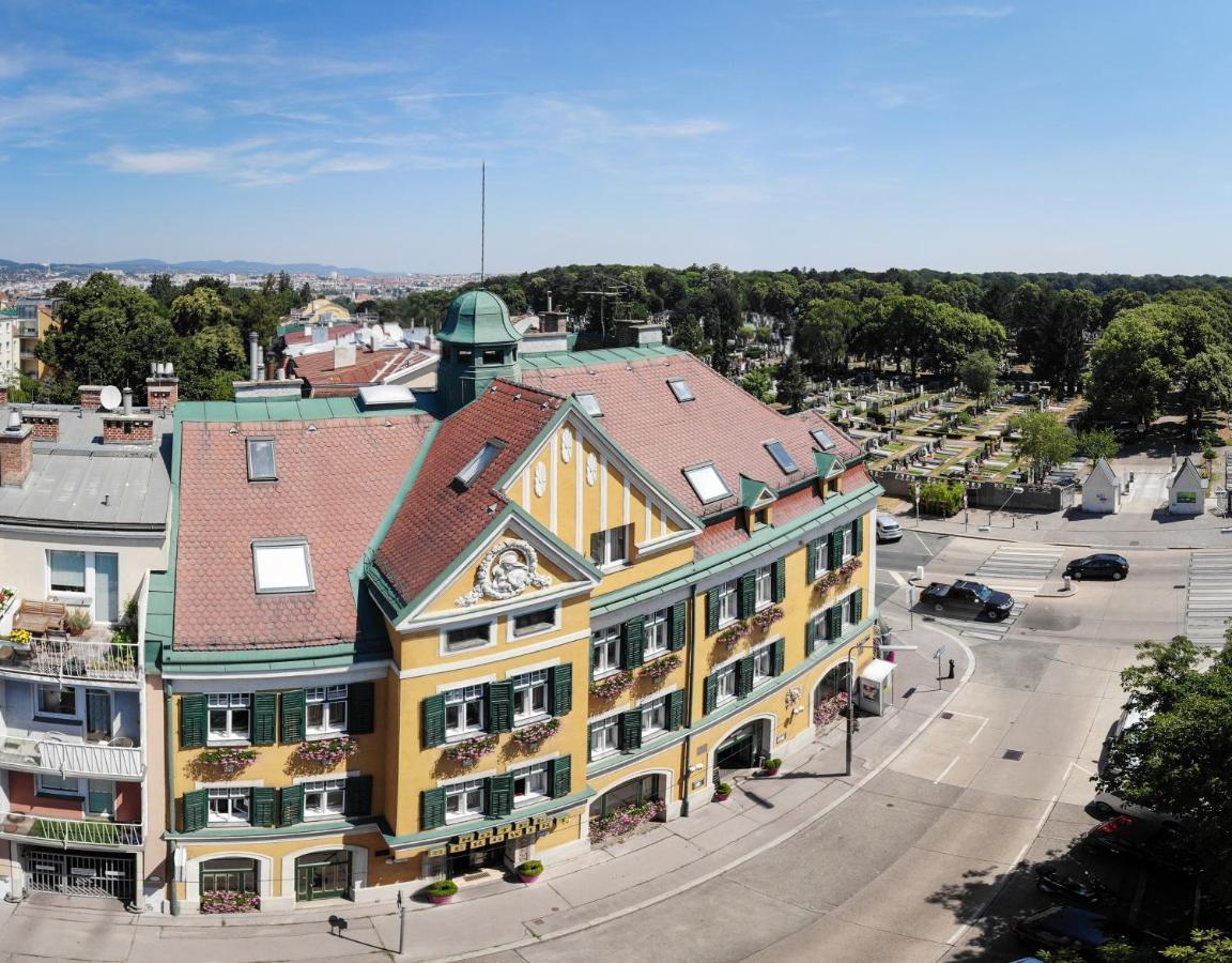 Hotel Bergwirt Schoenbrunn Wien Exteriör bild
